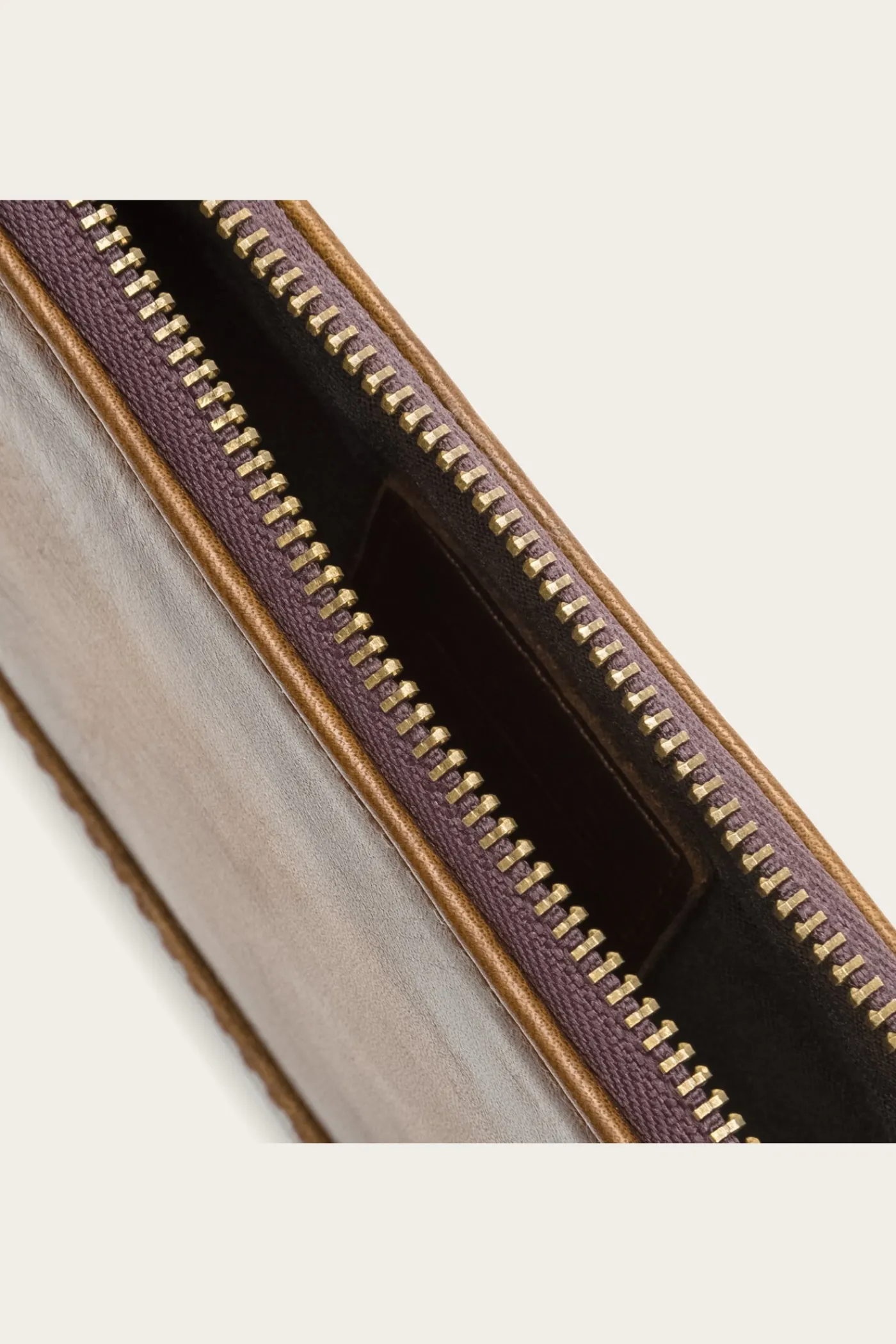 Hot Frye Melissa Wristlet